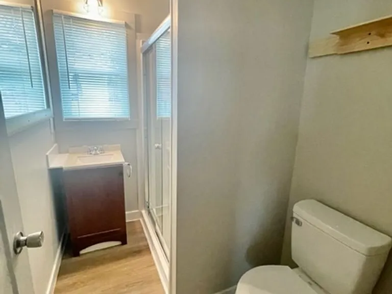 1304 Hawthorne St — Photo 13