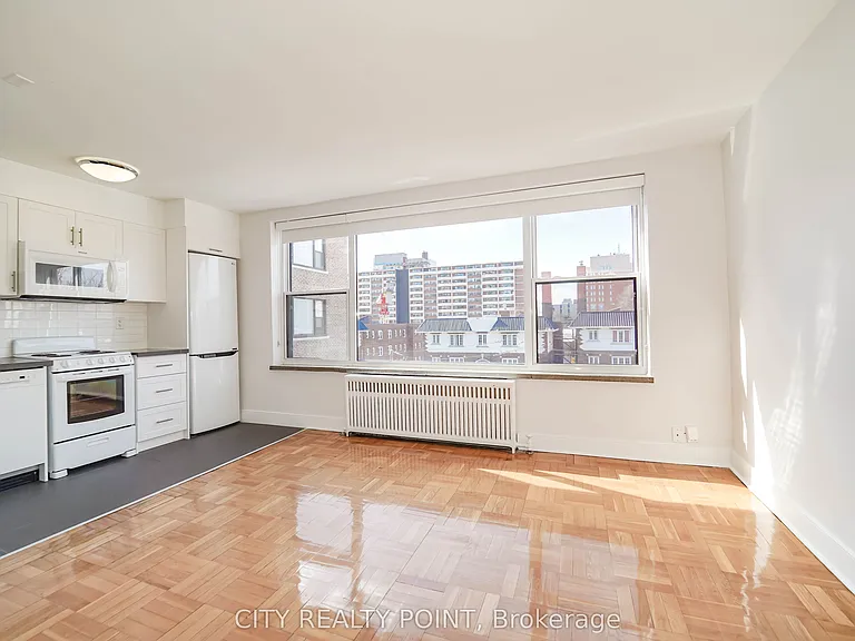 1545 Bathurst St #202 — Photo 10