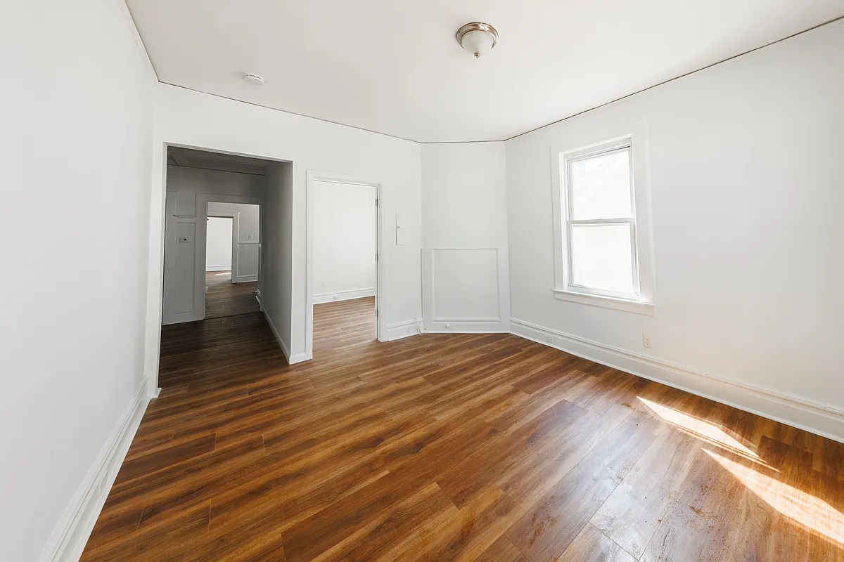 Building Photo - 161 Watsessing Ave #2L