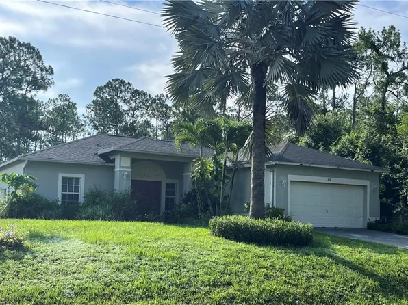 818 Desoto AVE, LEHIGH ACRES, FL 33972