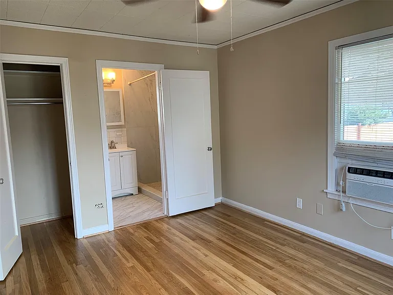 307 Avondale St #1.5 — Photo 12