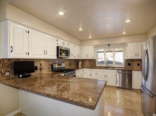 112 Morning Dove Ln, Folsom, CA 95630