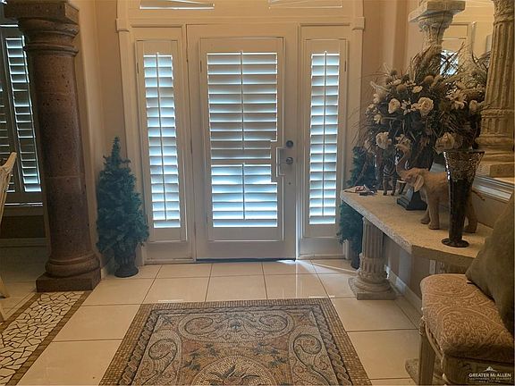 2nd image of 1503 Viejo Ln