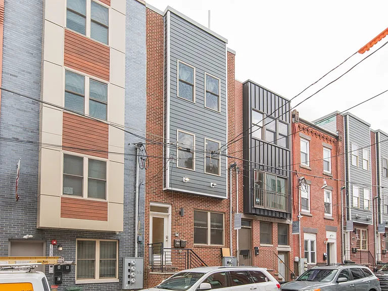 1825 N Bouvier St #B — Photo 22