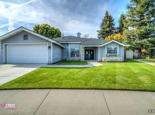 9409 Brookstone Ct, Bakersfield, CA 93312