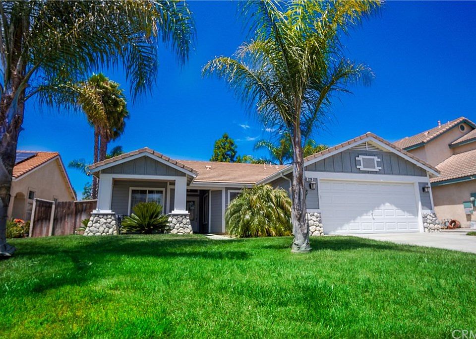 1st image of 220 Mescalita Ct