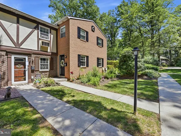 207 Walnut Hill Rd #11, West Chester, PA 19382
