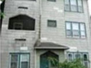 76 1/2 Providence St, Worcester, MA 01604