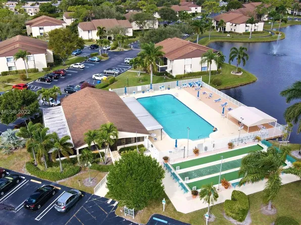 112 Lake Pine Cir APT A-1, Greenacres, FL 33463