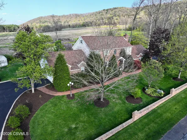 385 Hemlock Ln, Elysburg, PA 17824