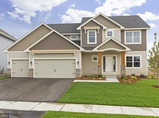 19982 Hiawatha Ct, Lakeville, MN 55044
