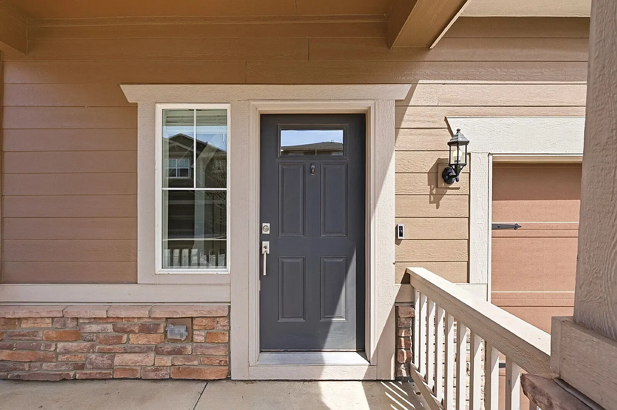 Building Photo - 2631 Silverheels Dr