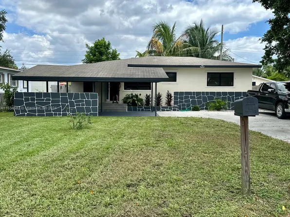 6517 Wiley St, Hollywood, FL 33023