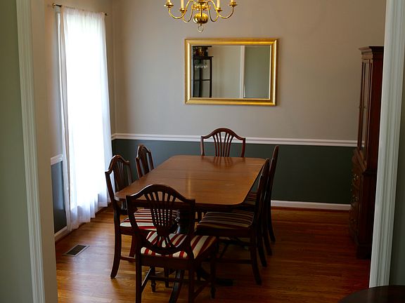 Formal dining room