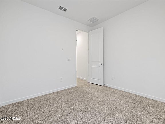 5th image of 37194 W LA PAZ Street