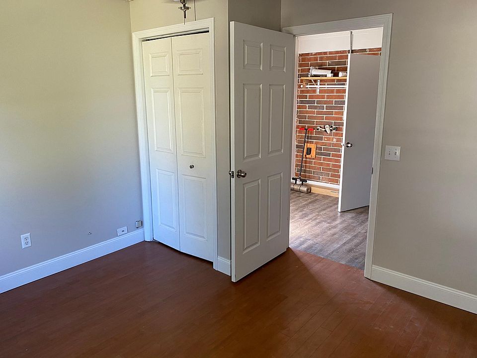 bedroom showing laundry room