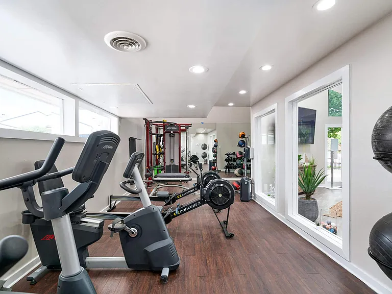 Tides at Royal Lane North — Photo 17