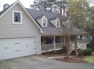 127 Coopers Pond Dr, Lawrenceville, GA 30044