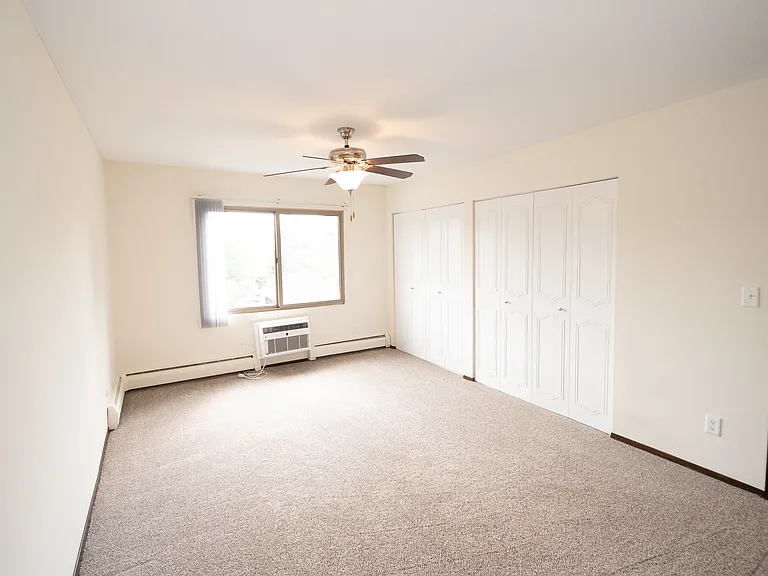 St. Clair Commons | 1304 — Photo 16