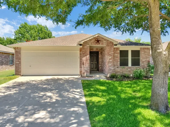 8209 Winding Stream Ln, Denton, TX 76210