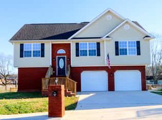 48 Frank Fabris Ln, Rossville, GA 30741
