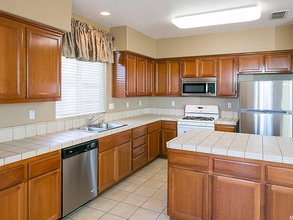 5th image of 4140 Monte Verde Dr