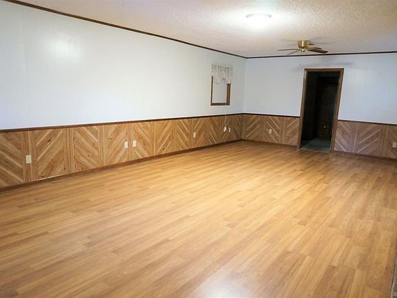 5th image of 109 Parkdale Dr