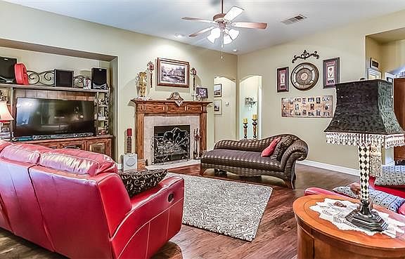 3rd image of 2520 Stone Meadows Dr