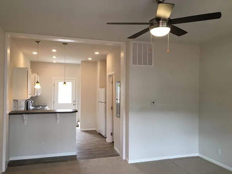 276 Weathervane Ln — Photo 2