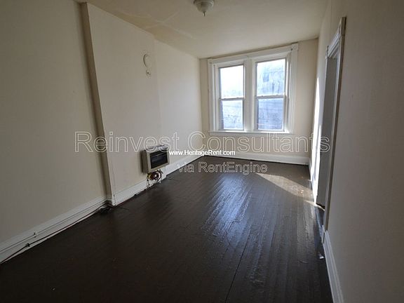 4th image of 1042 Marshall Ave APT 2