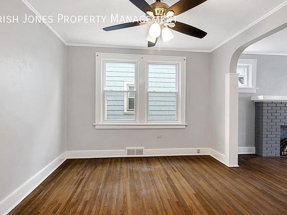 5th image of 233 Saint Lawrence Ave #1