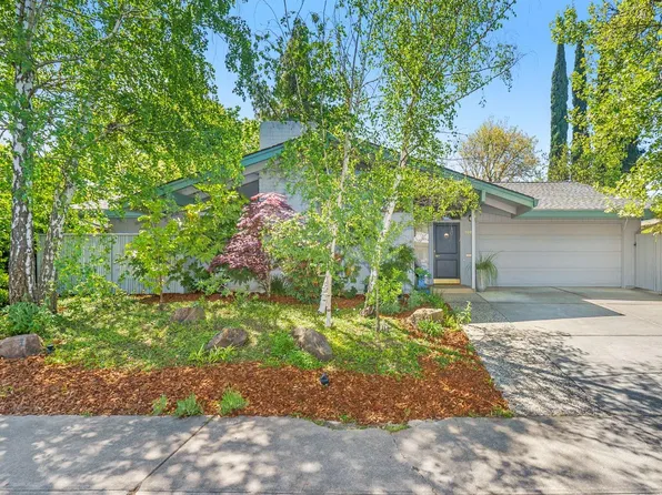 1104 Fordham Dr, Davis, CA 95616