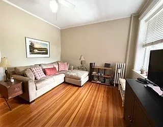 457 Washington St #8 — Photo 9