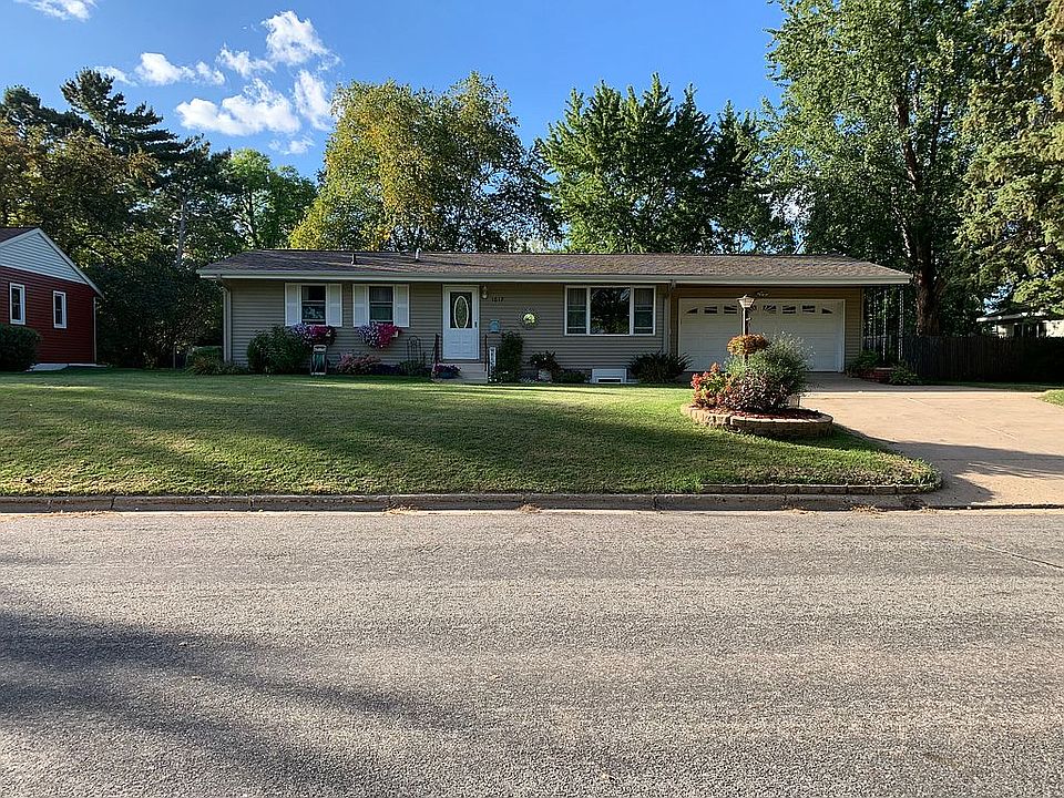 1st image of 1017 21st Ave N