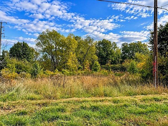 4th image of N Reynolds Rd