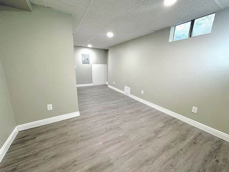Office/storage/utility room