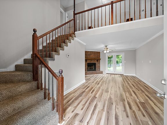 5th image of 287 Ardmoor Dr