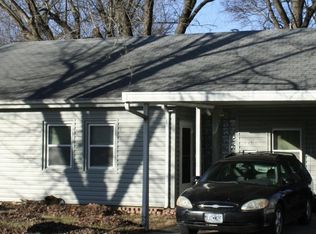 1265 S Willow Ln, Springfield, MO 65804