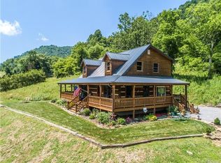65 Blazing Star Ln, Clyde, NC 28721