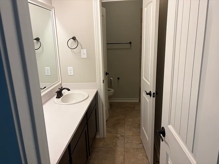 2418 Dianna Lee Dr — Photo 9