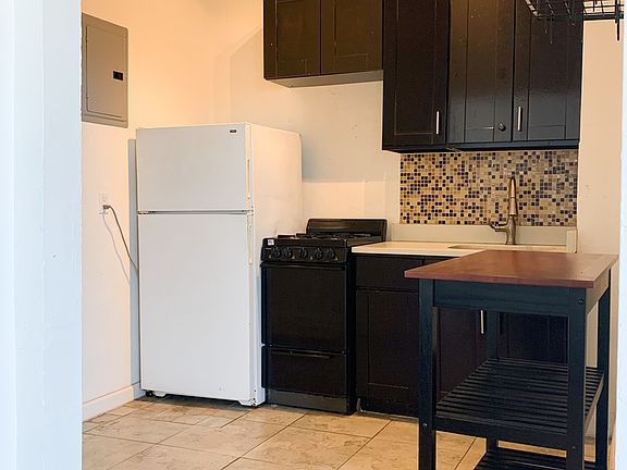 2nd image of 1185 Bedford Ave #4F