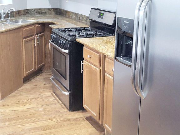 3rd image of 4709 S Indiana Ave APT 1N