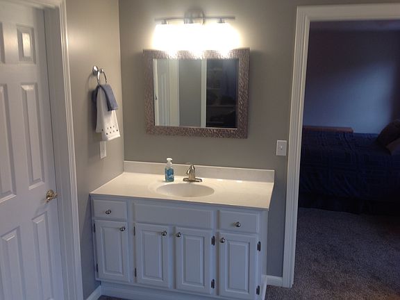 4th image of 825 Watch Creek Dr