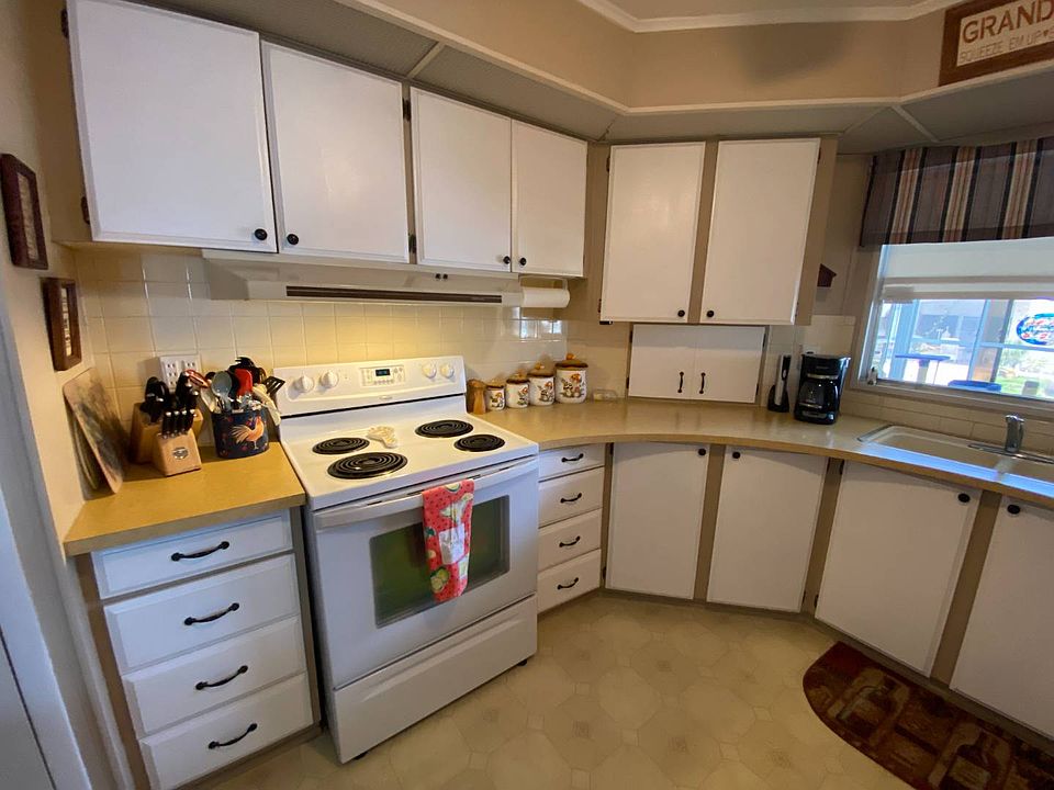 1st image of 13 Nagua Ct