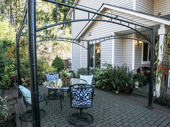 4th image of 105 97th Ave SE #B