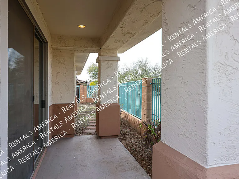2218 N 135th Dr — Photo 28