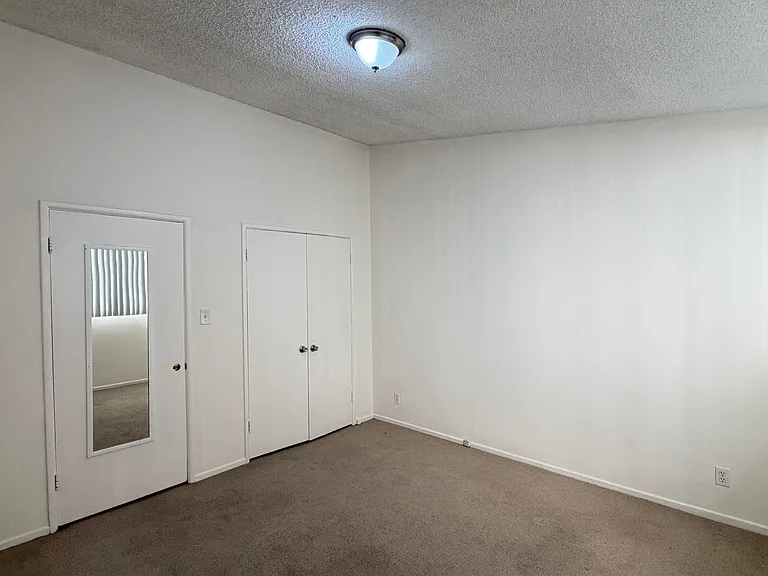 11712Darl — Photo 30