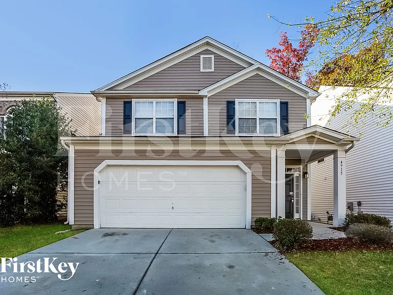 4915 Abercromby St — Photo 1