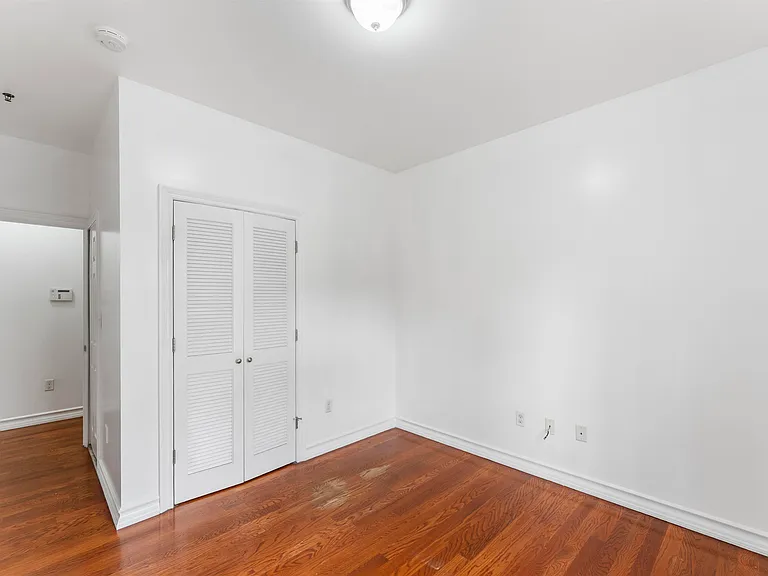 239 Baldwin Ave #3 — Photo 5