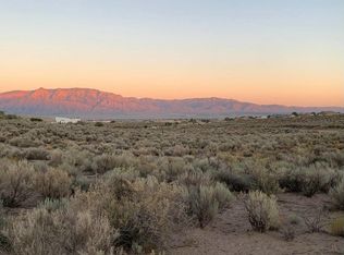 812 Acano Cir NE, Rio Rancho, NM 87124